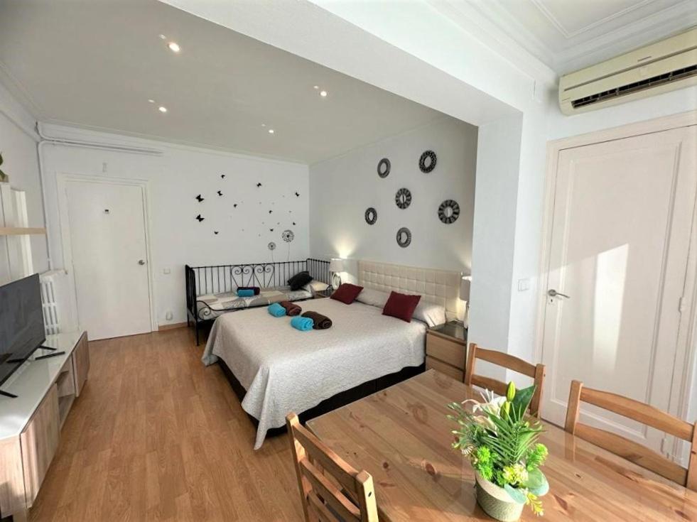 Rooms In The Center Of Barcellona Esterno foto
