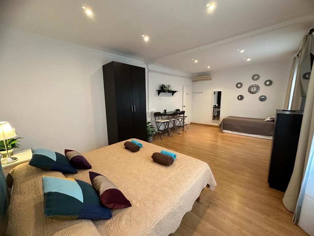 Rooms In The Center Of Barcellona Esterno foto